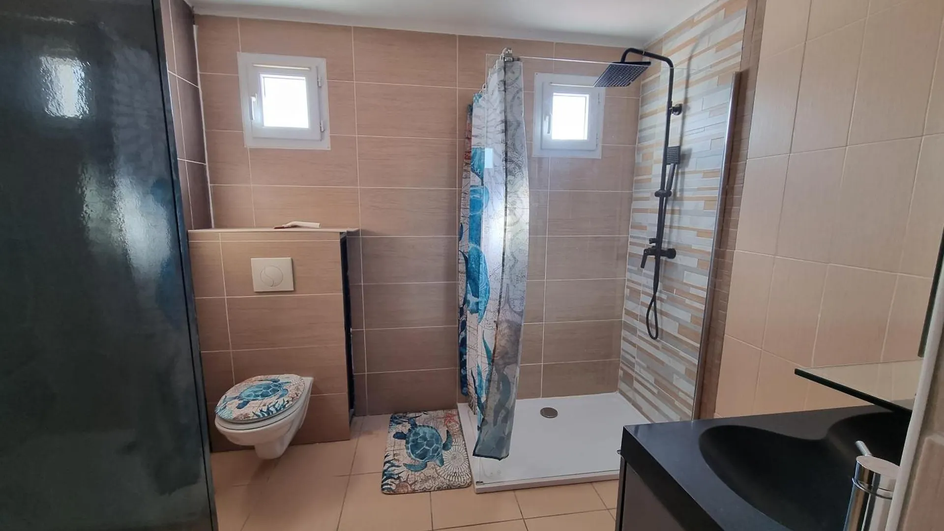 Holiday home Un Brin De Mistral Villa Port-Saint-Louis-du-Rhone France