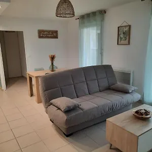  Appartement T2 Climatise Avec Terrasse